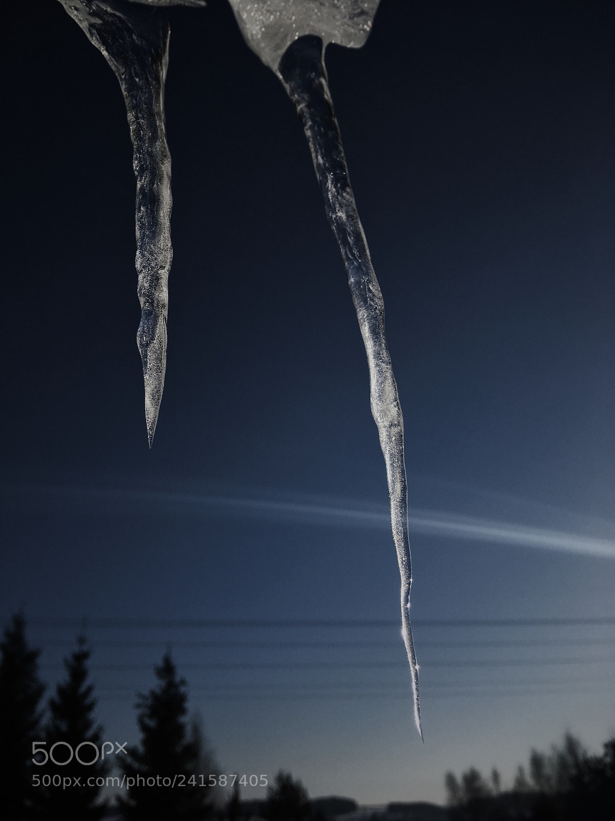 Apple iPhone SE sample photo. Icicle photography