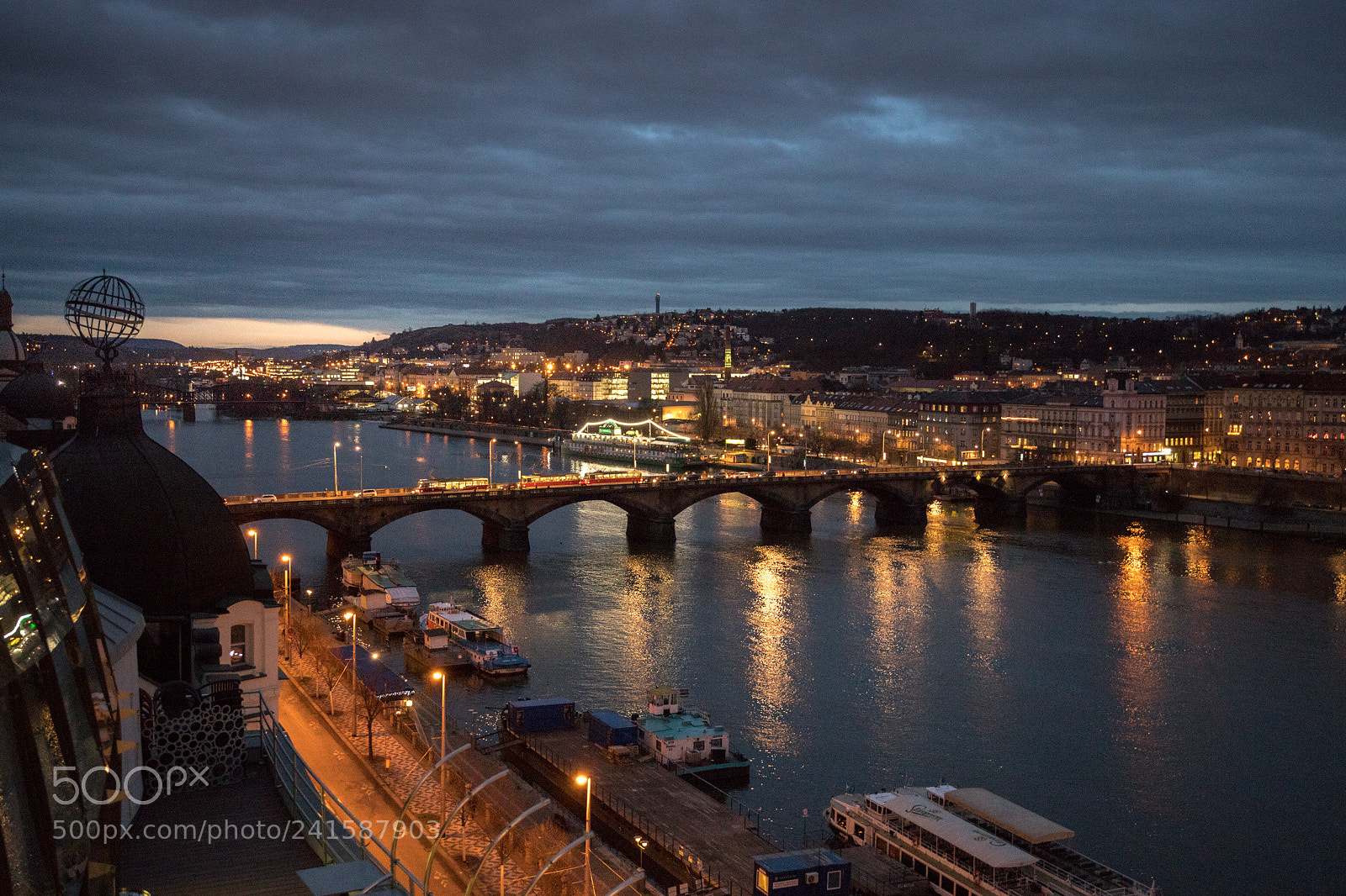 Canon EOS 6D Mark II sample photo. Dusk over moldau photography
