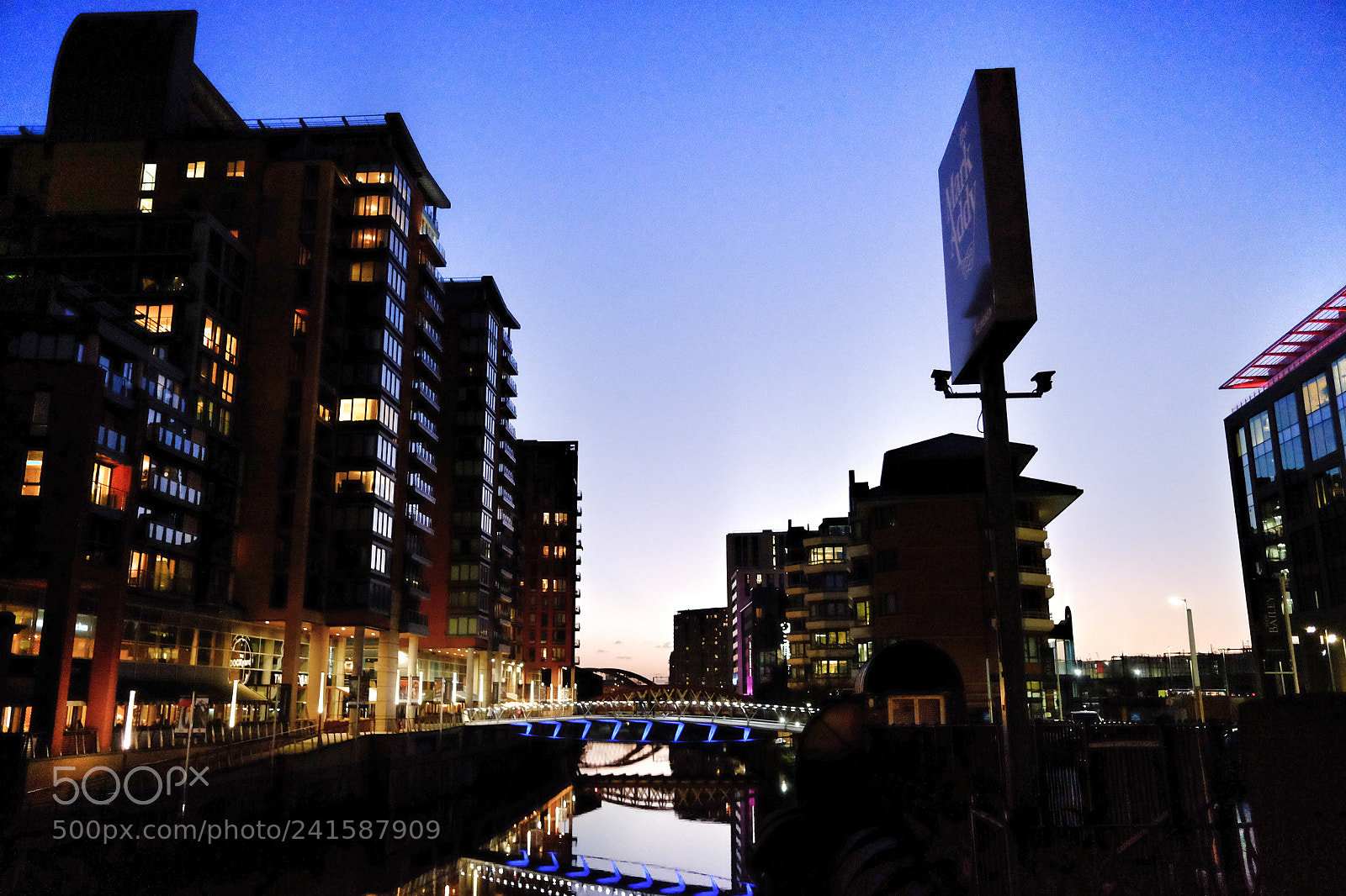 Fujifilm X70 sample photo. Manc/salford photography