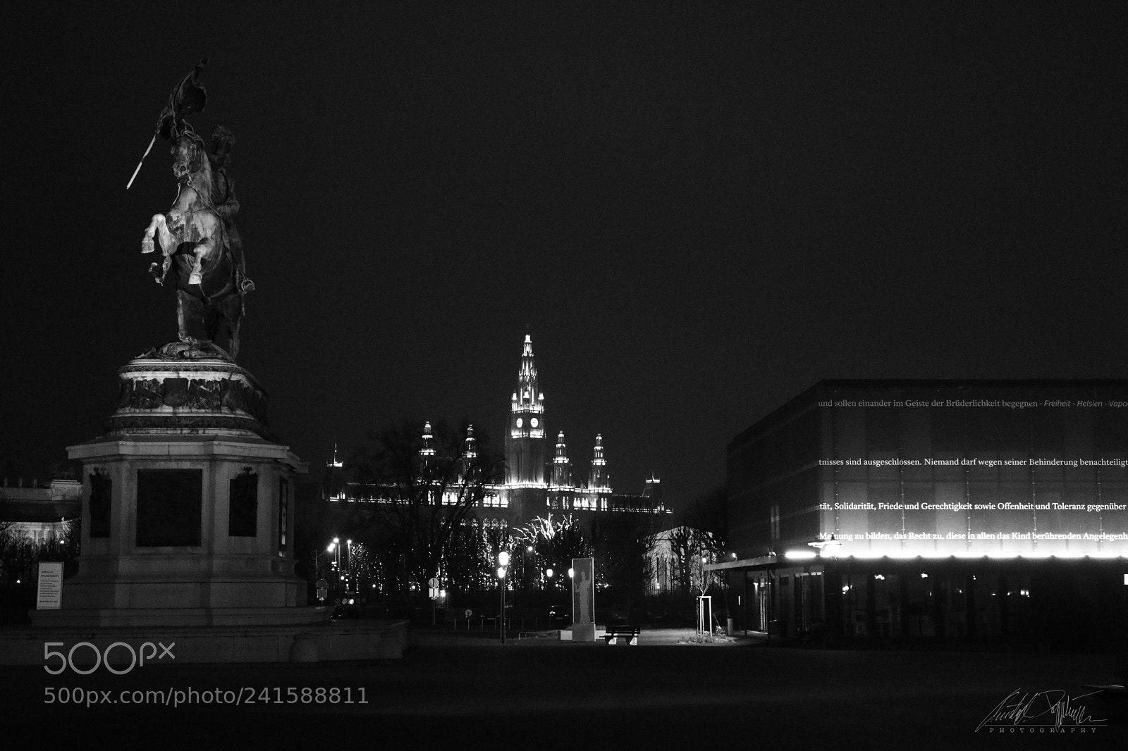 Canon EOS M6 sample photo. Heldenplatz photography