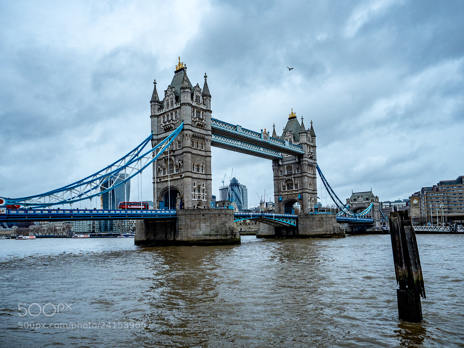 Olympus OM-D E-M5 II sample photo. Tower bridge photography