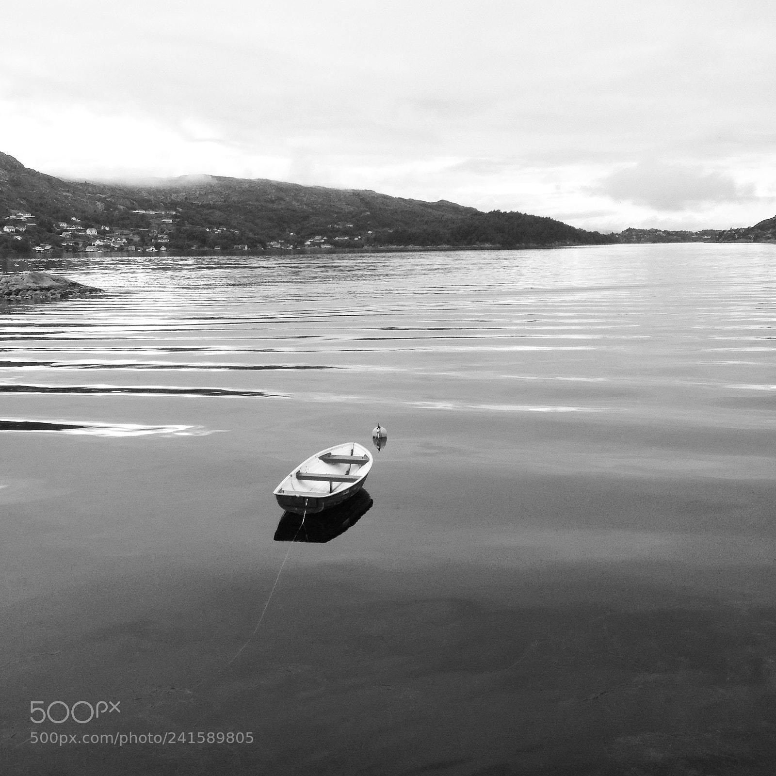 Apple iPhone 5 sample photo. Lonesome  (sotra,norway) photography