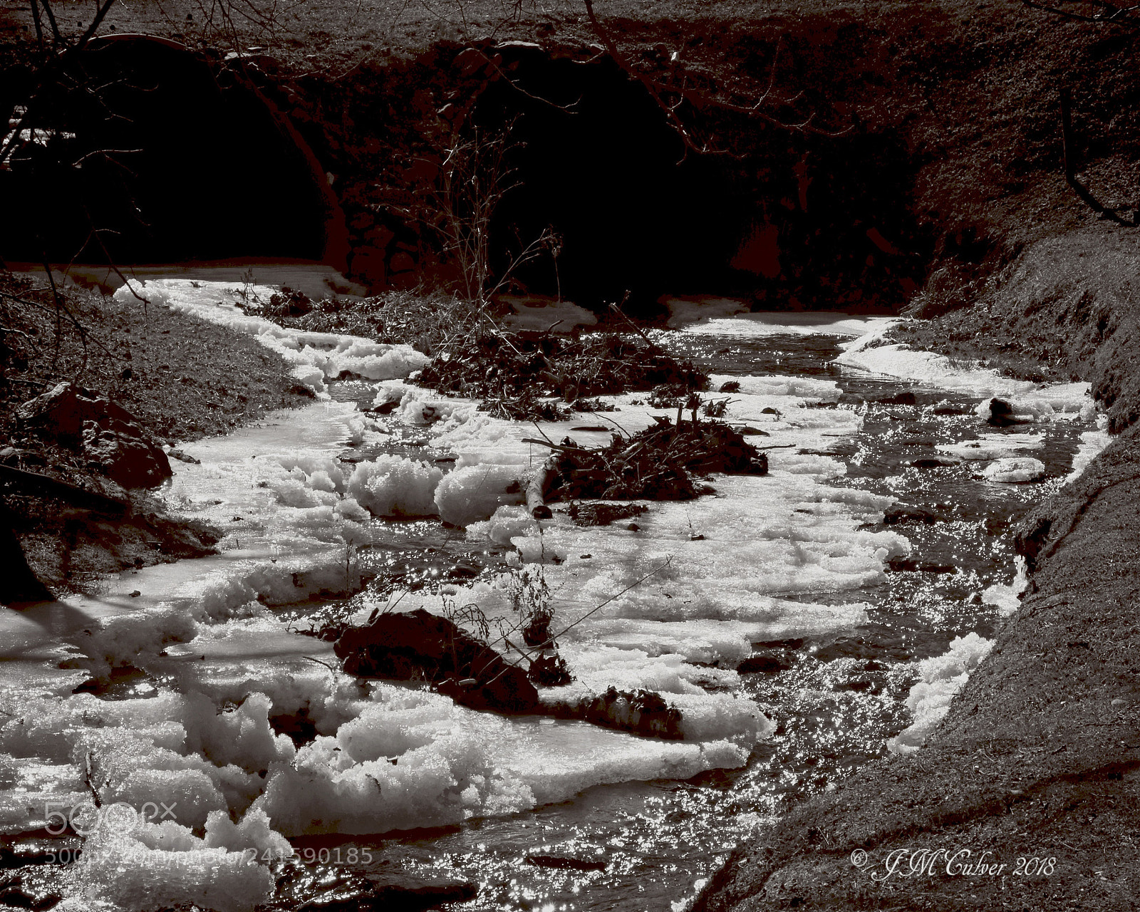 Canon EOS 77D (EOS 9000D / EOS 770D) sample photo. Frozen creek photography