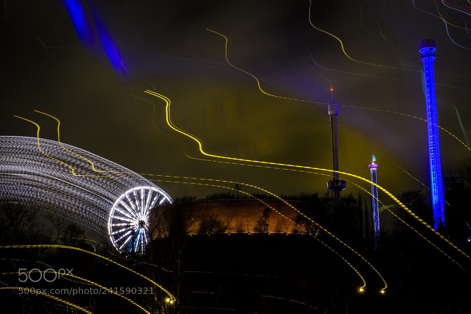 Fujifilm X-T2 sample photo. Jumping ferris wheel photography