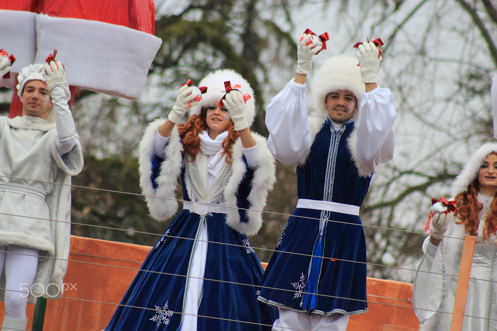 Canon EOS 1200D (EOS Rebel T5 / EOS Kiss X70 / EOS Hi) + EF75-300mm f/4-5.6 sample photo. Gardaland magic winter 2017 photography