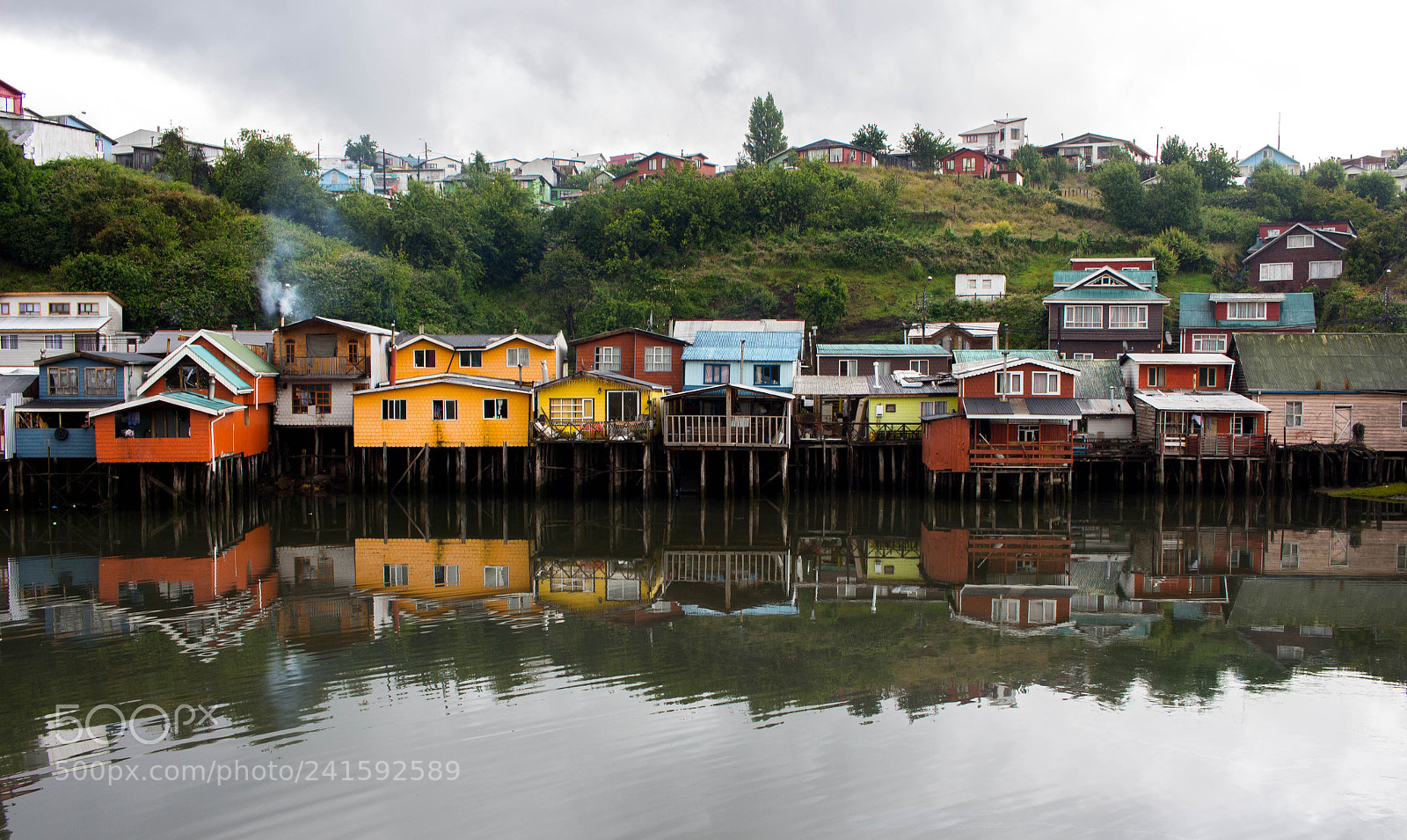 Canon EOS 100D (EOS Rebel SL1 / EOS Kiss X7) sample photo. Stilted houses in patagonia photography