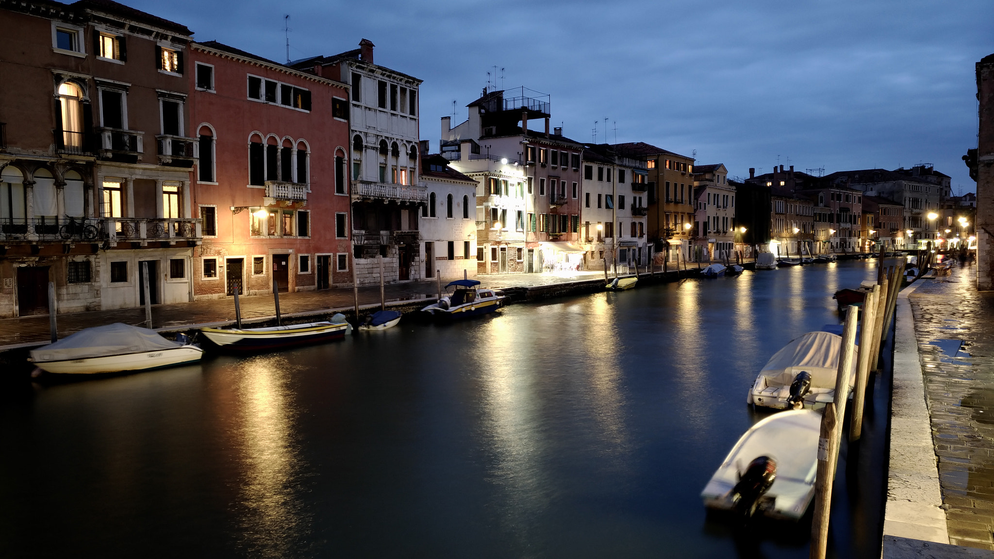 ASUS ZenFone 3 (ZE520KL) sample photo. Canale veneziano photography