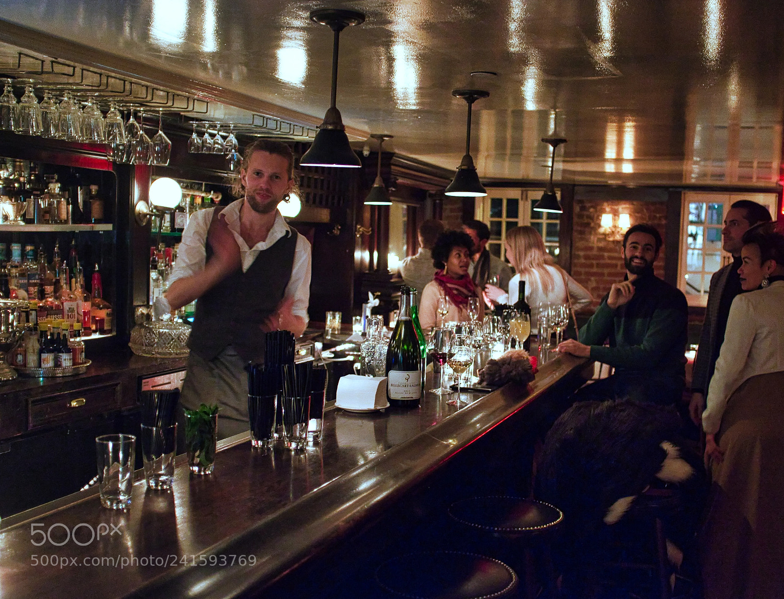 Fujifilm X100S sample photo. Antennas at beatrice inn photography