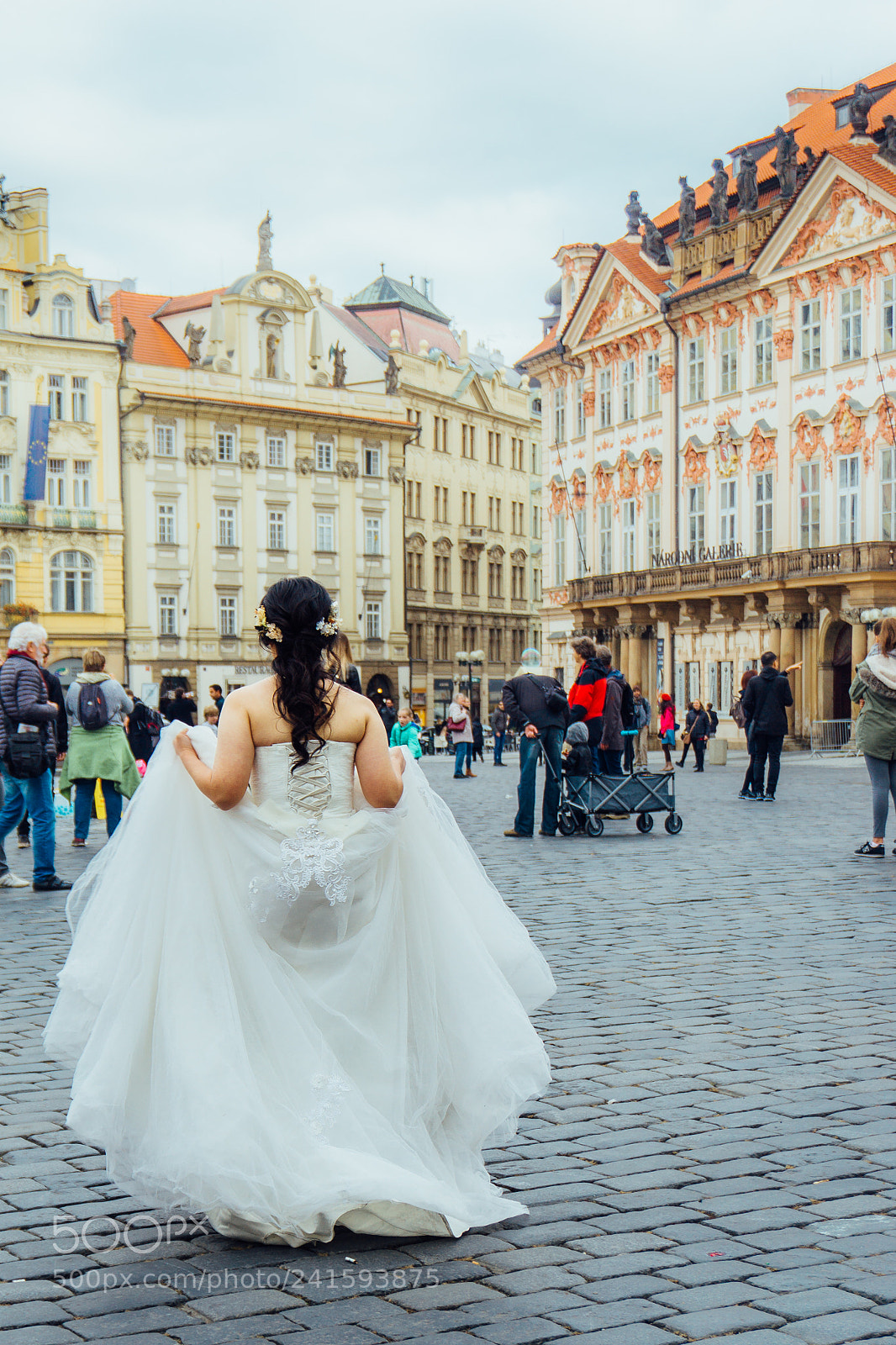 Sony a5100 sample photo. Bride searching for her photography