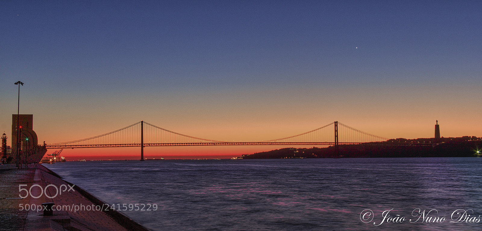 Canon EOS 60D sample photo. Sunrise behind the bridge photography