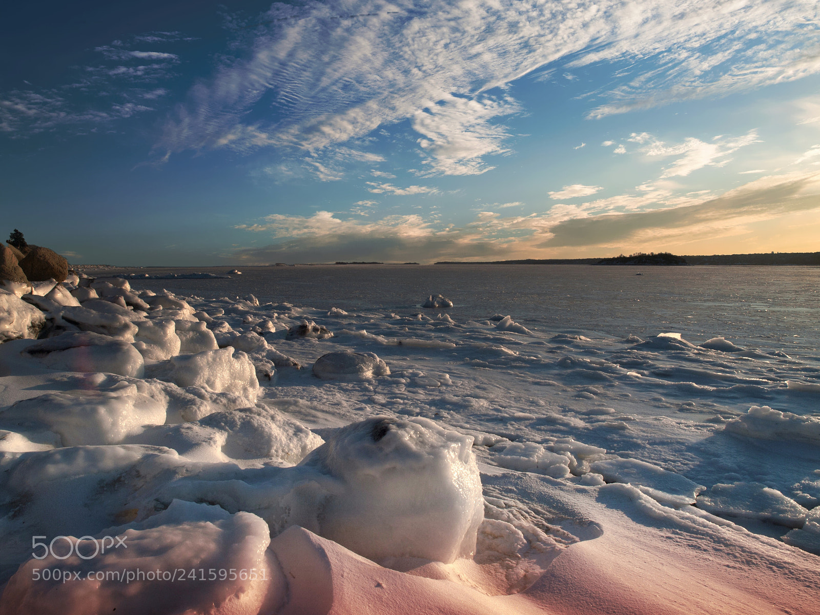 Olympus E-3 sample photo. Ice photography