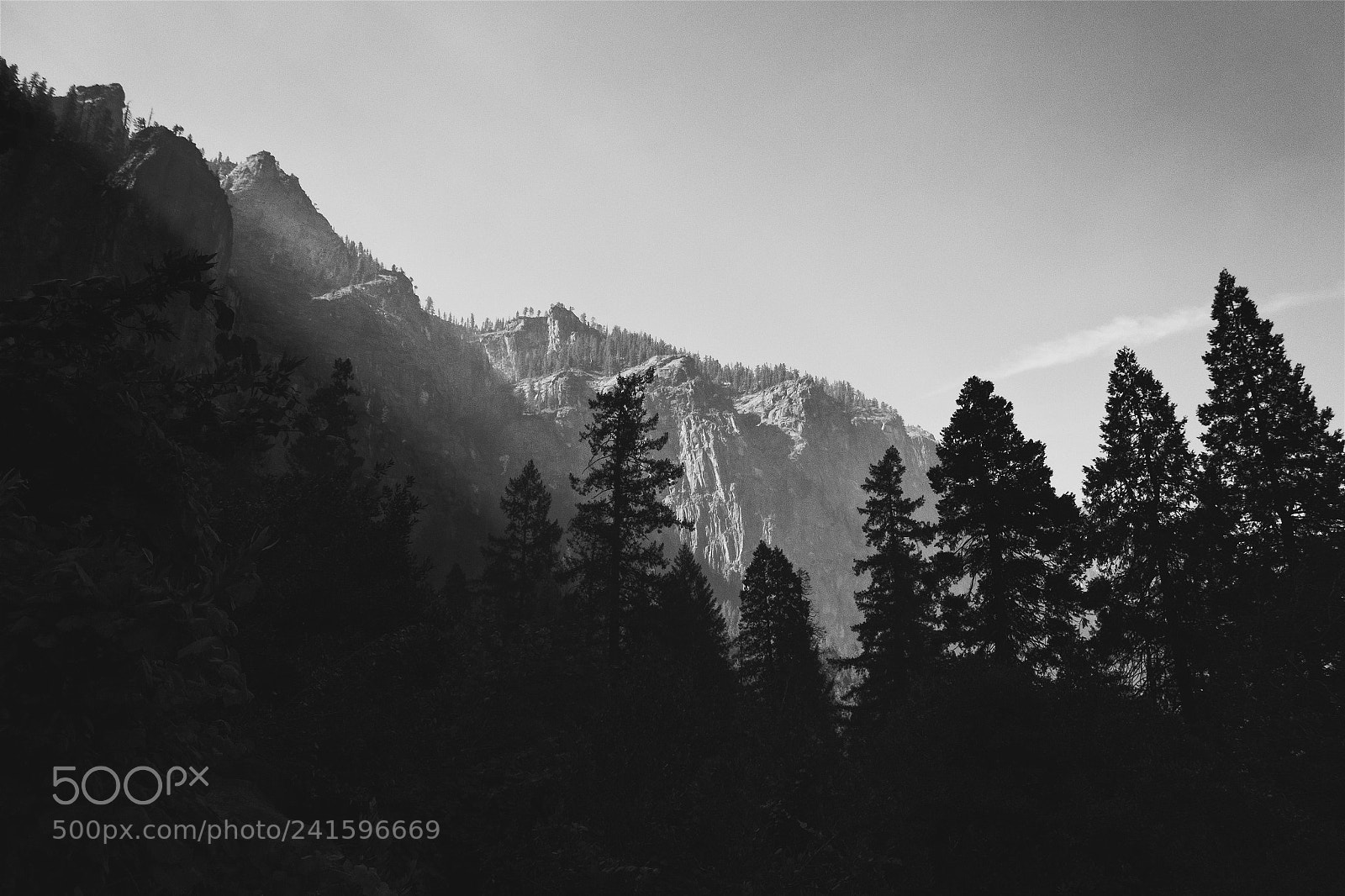 Canon EOS 1300D (EOS Rebel T6 / EOS Kiss X80) sample photo. Yosemite sunrise photography