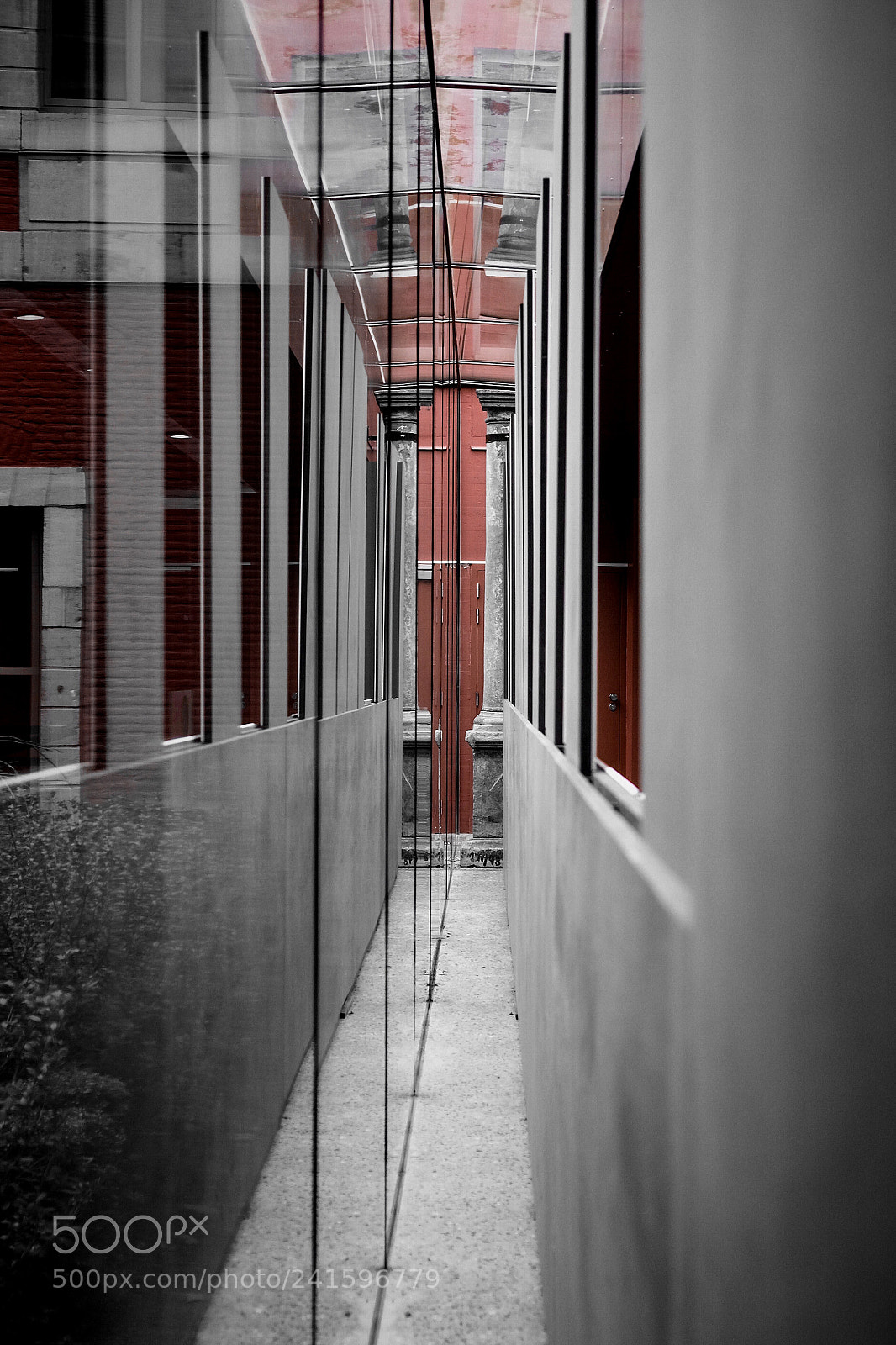 Fujifilm X-T1 sample photo. Mirroring surfaces. photography