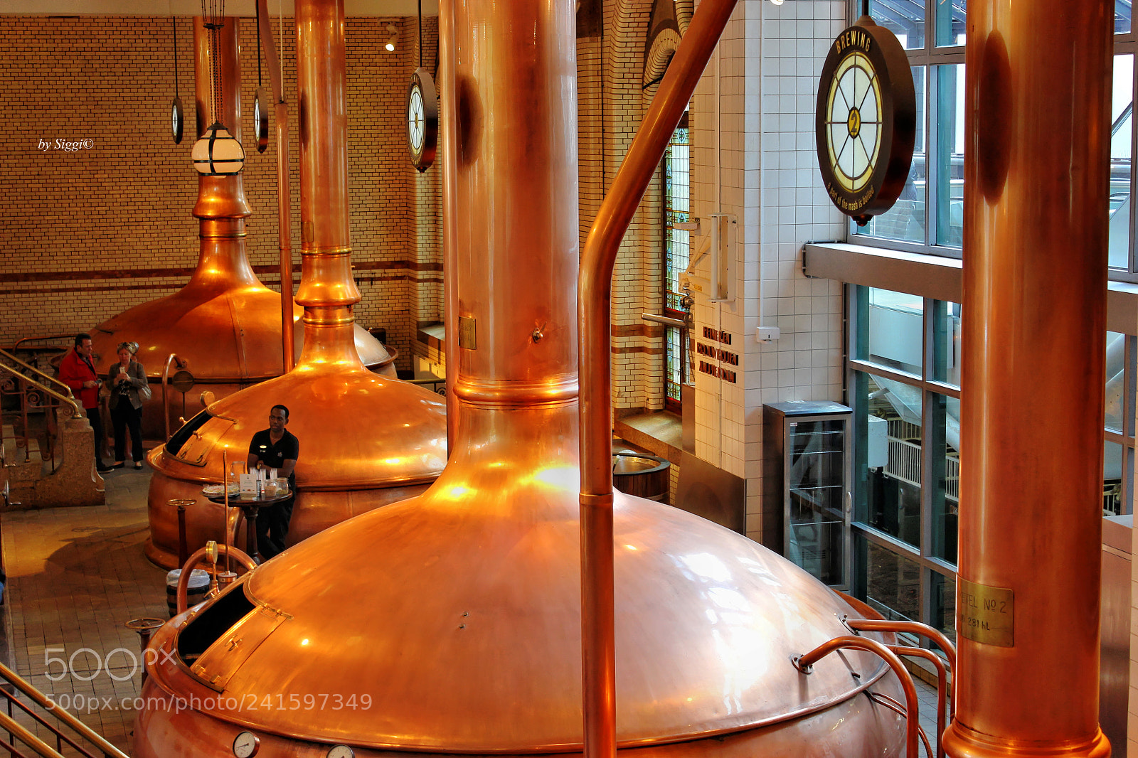 Canon EOS 550D (EOS Rebel T2i / EOS Kiss X4) sample photo. Heineken brewery photography