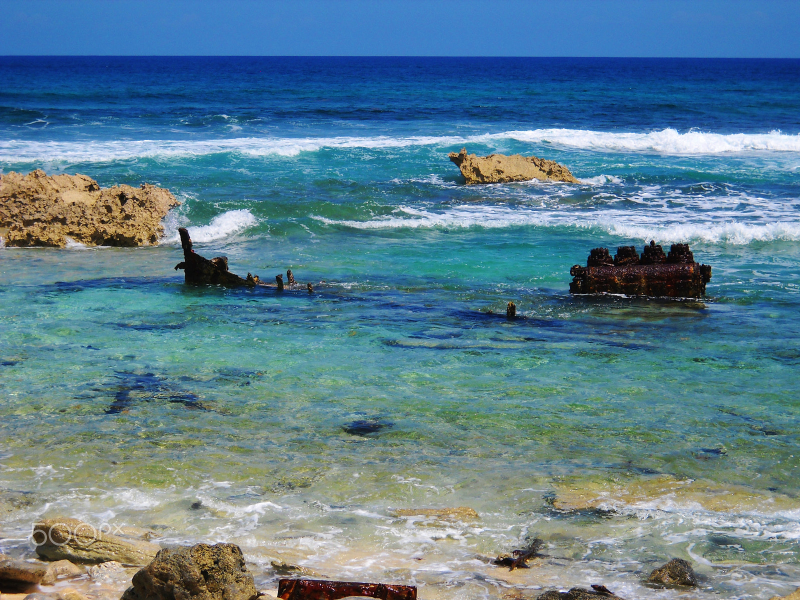Nikon Coolpix L20 sample photo. Ship ashore photography