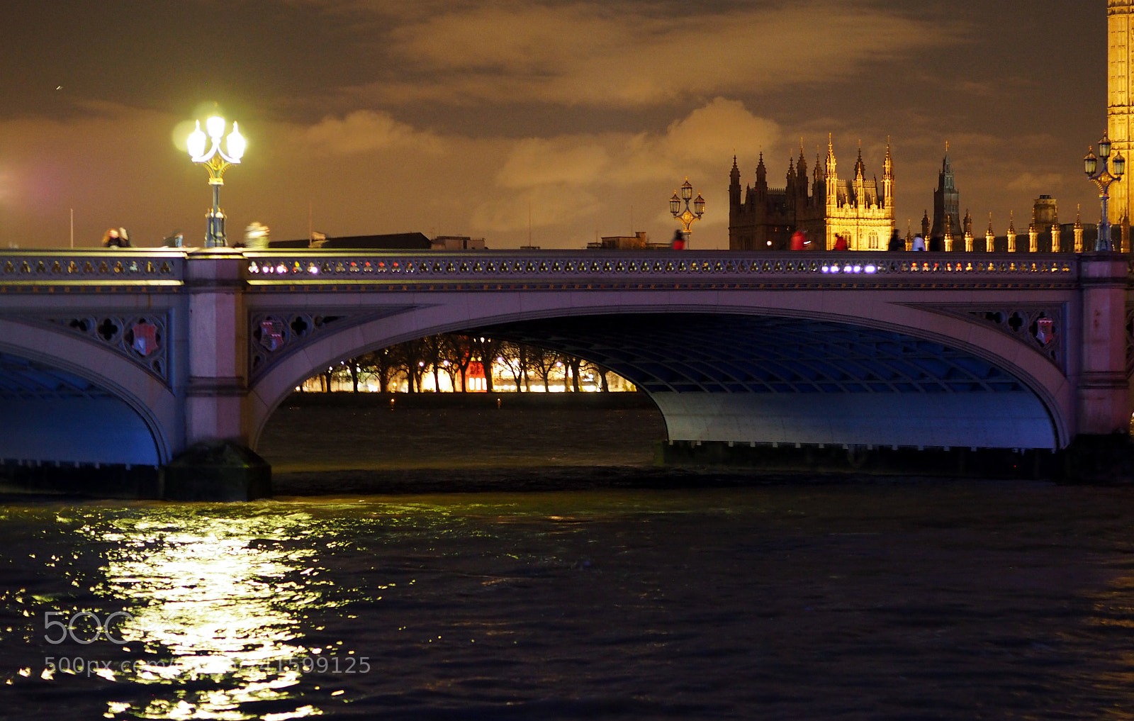 Olympus PEN E-PL8 sample photo. The bridge photography