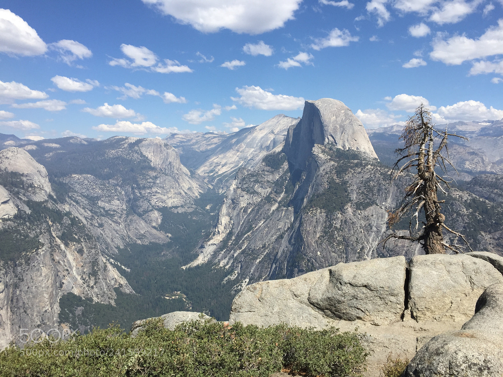 Apple iPhone 6 sample photo. Yosemite half dome photography