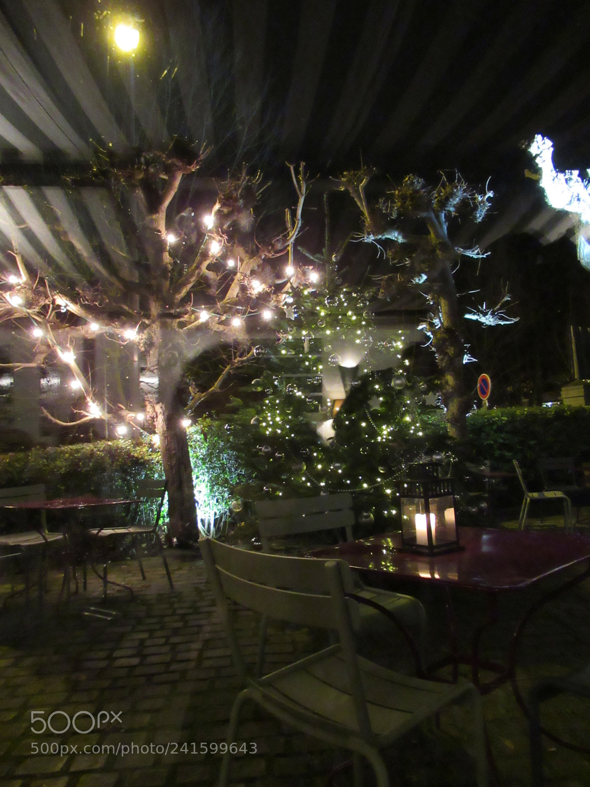 Canon PowerShot SX620 HS sample photo. A diner in suresnes photography