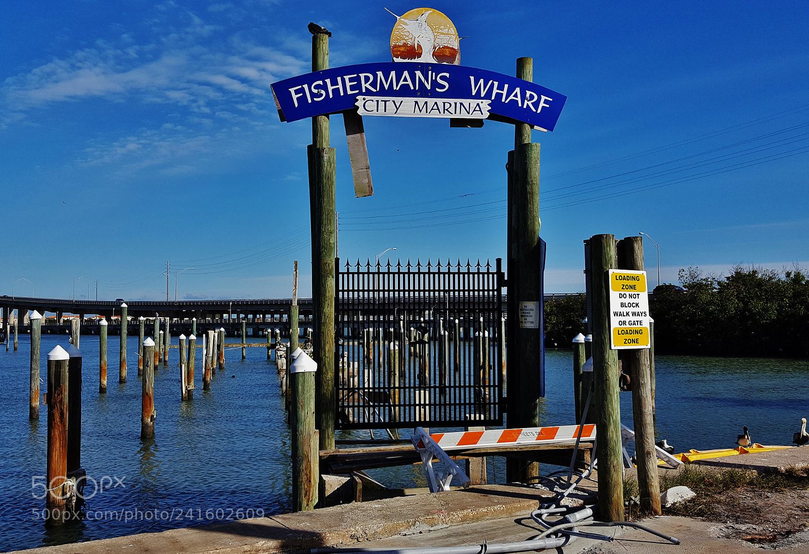 Samsung Galaxy S6 sample photo. Fisherman's wharf gate & ruins photography