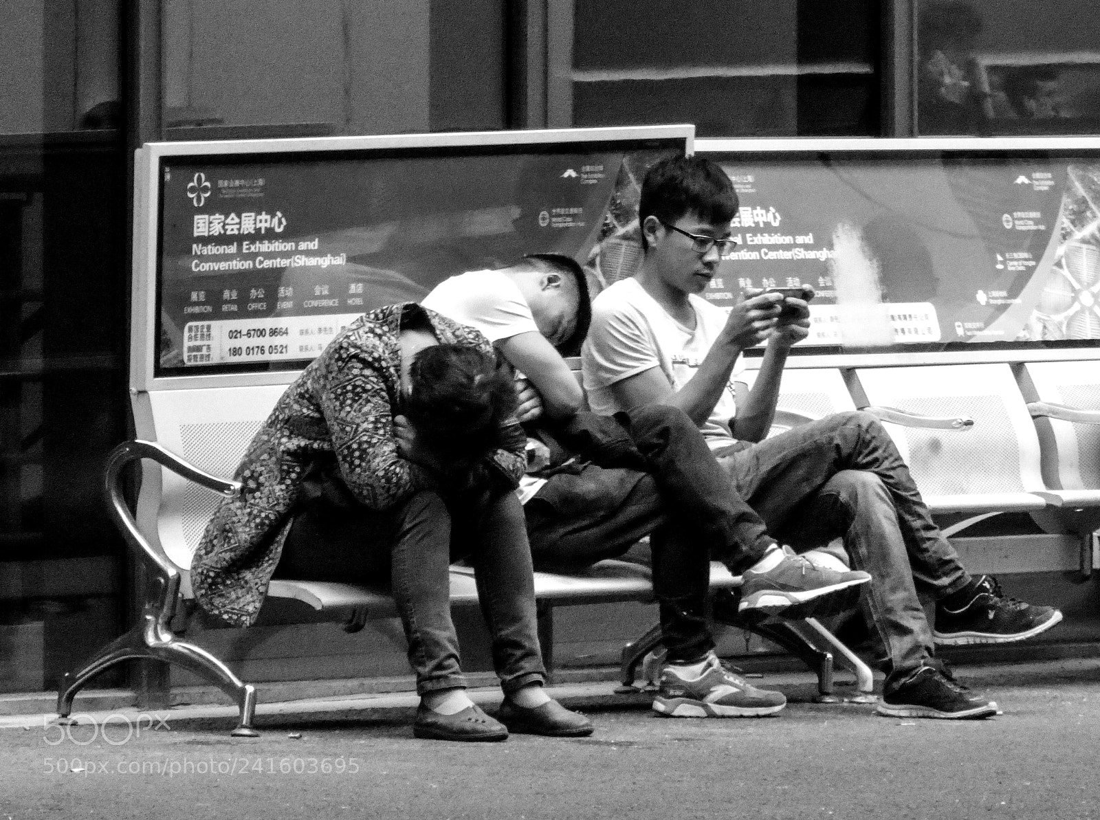 Panasonic Lumix DMC-ZS40 (Lumix DMC-TZ60) sample photo. People relaxed.1 photography