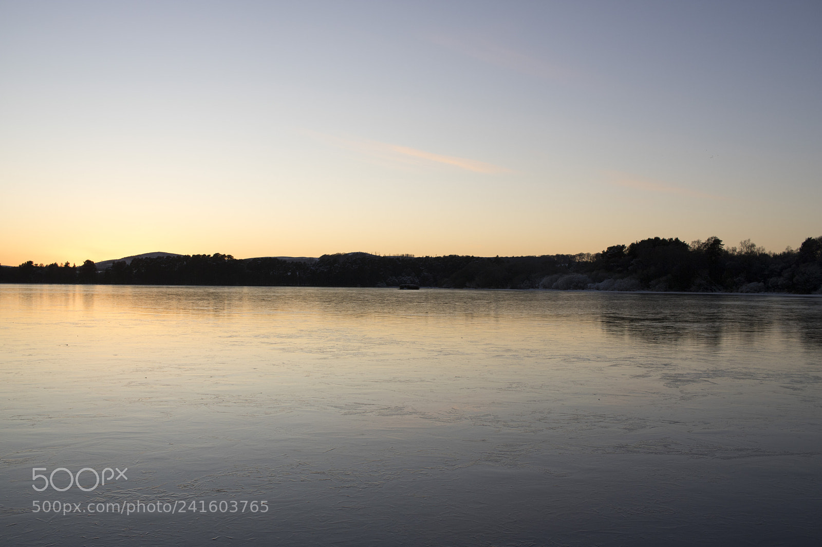 Canon EOS 750D (EOS Rebel T6i / EOS Kiss X8i) sample photo. View of frozen loch photography