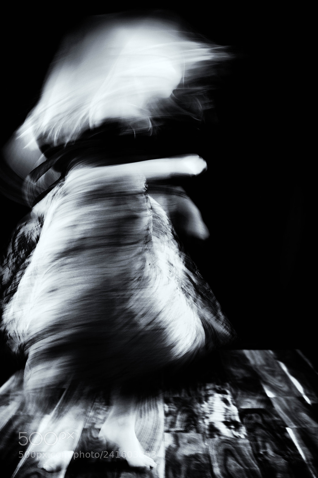 Fujifilm X-T2 sample photo. Twirling in monochrome photography