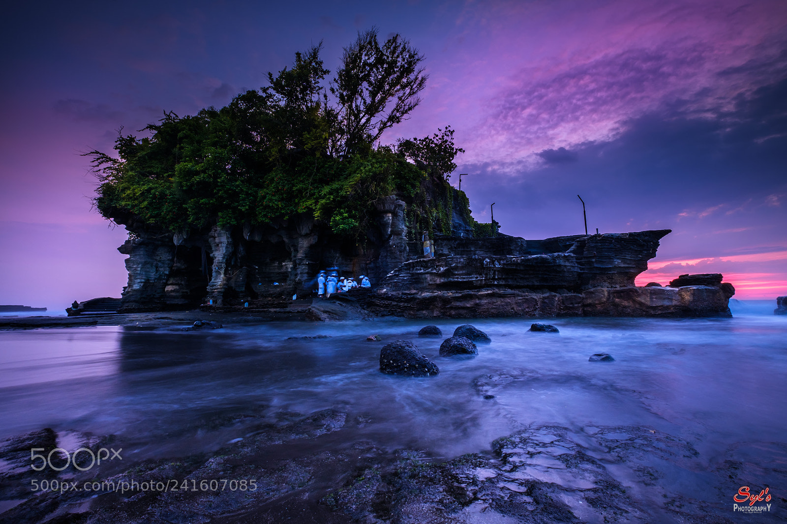 Fujifilm X-T2 sample photo. Tanah lot temple photography