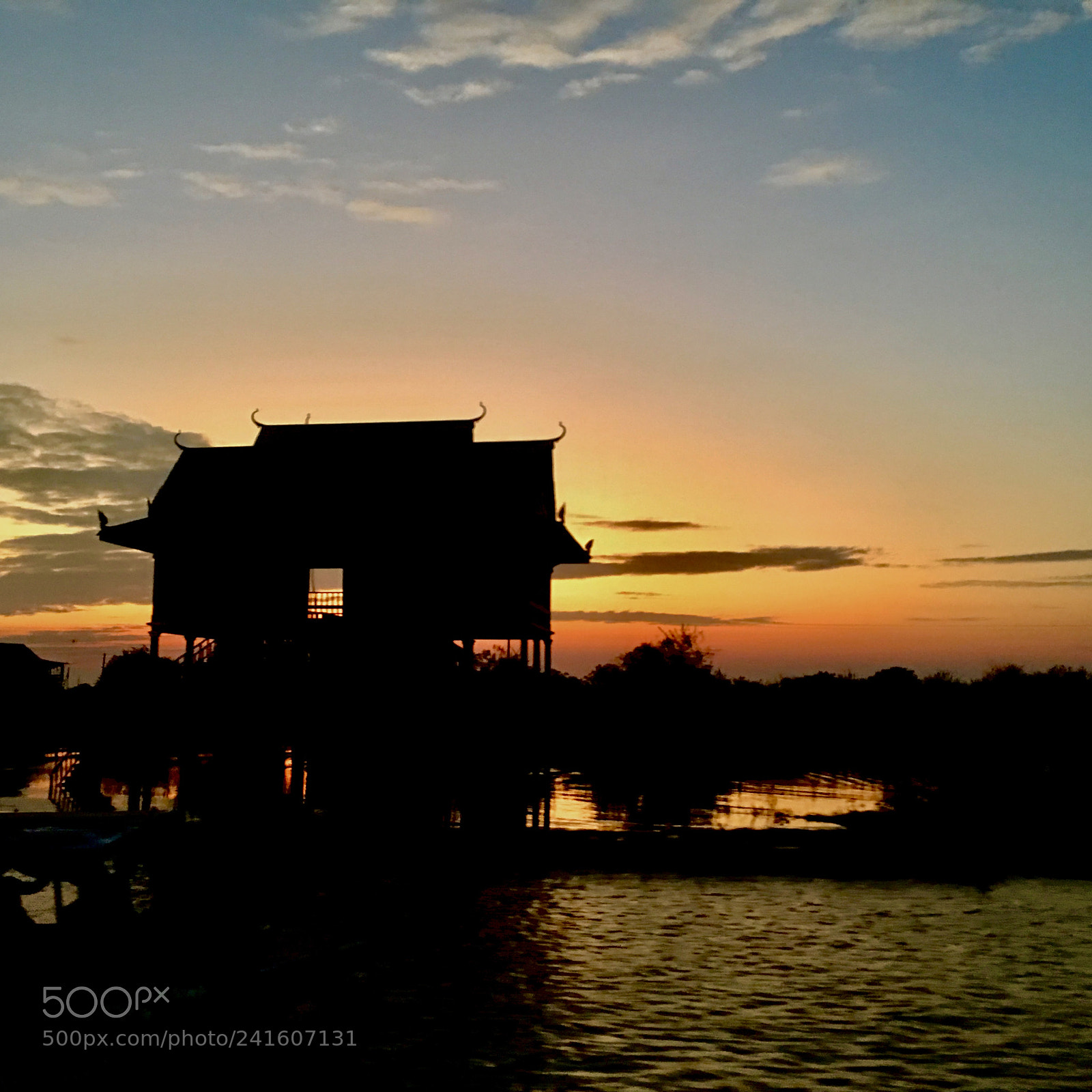 Apple iPhone 6s Plus sample photo. Sunset on tonle sap photography