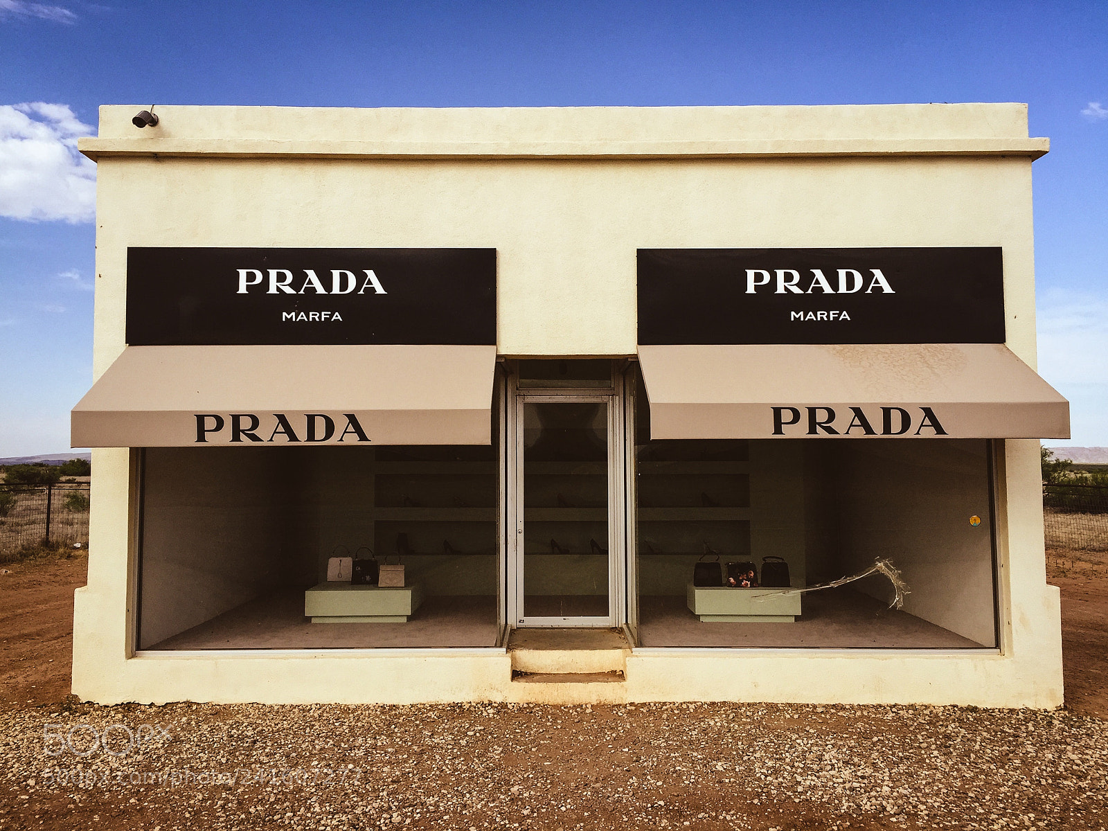 Apple iPhone 6 Plus sample photo. Desert prada photography