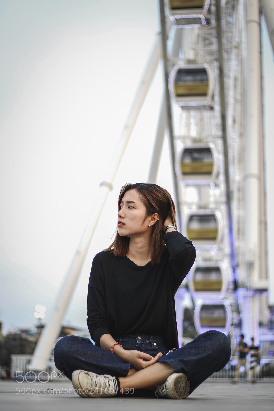 Canon EOS M3 sample photo. Ferriswheel girl photography