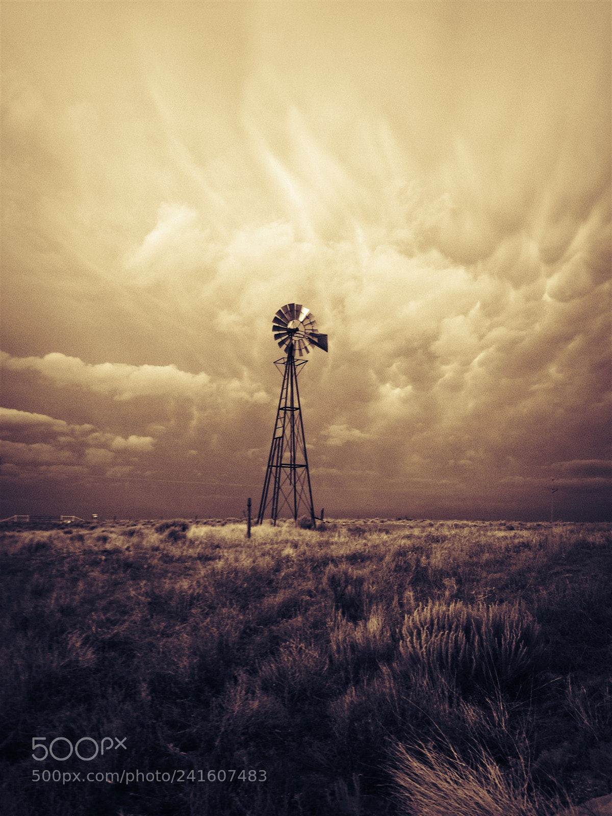 Apple iPhone 4S sample photo. Texas summer storm photography