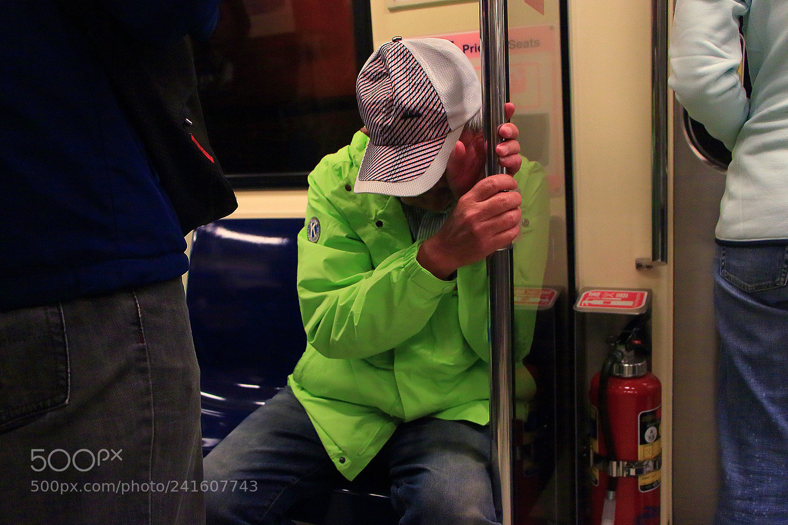 Canon EOS 650D (EOS Rebel T4i / EOS Kiss X6i) sample photo. #commuters photography