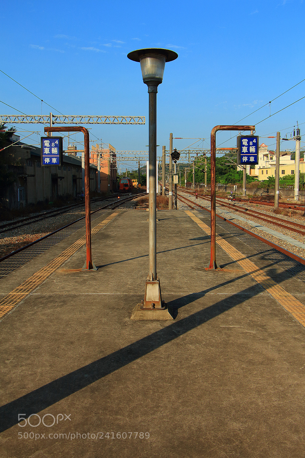Canon EOS 650D (EOS Rebel T4i / EOS Kiss X6i) sample photo. #commuters photography