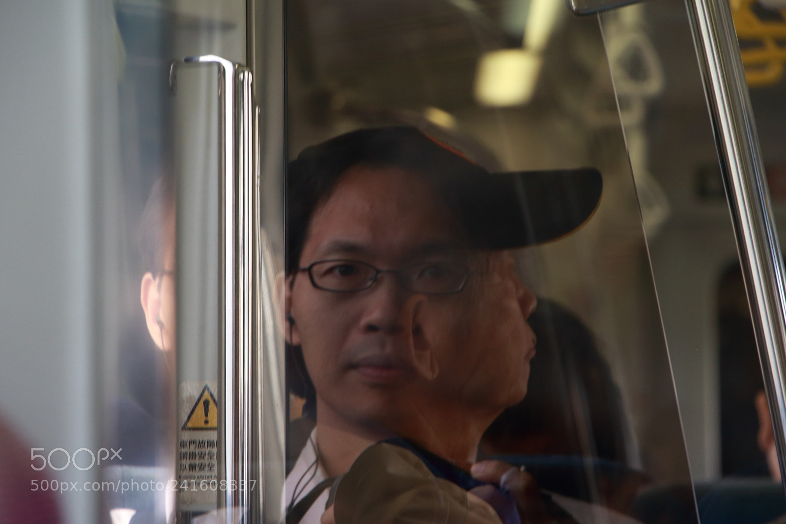 Canon EOS 650D (EOS Rebel T4i / EOS Kiss X6i) sample photo. #commuters photography