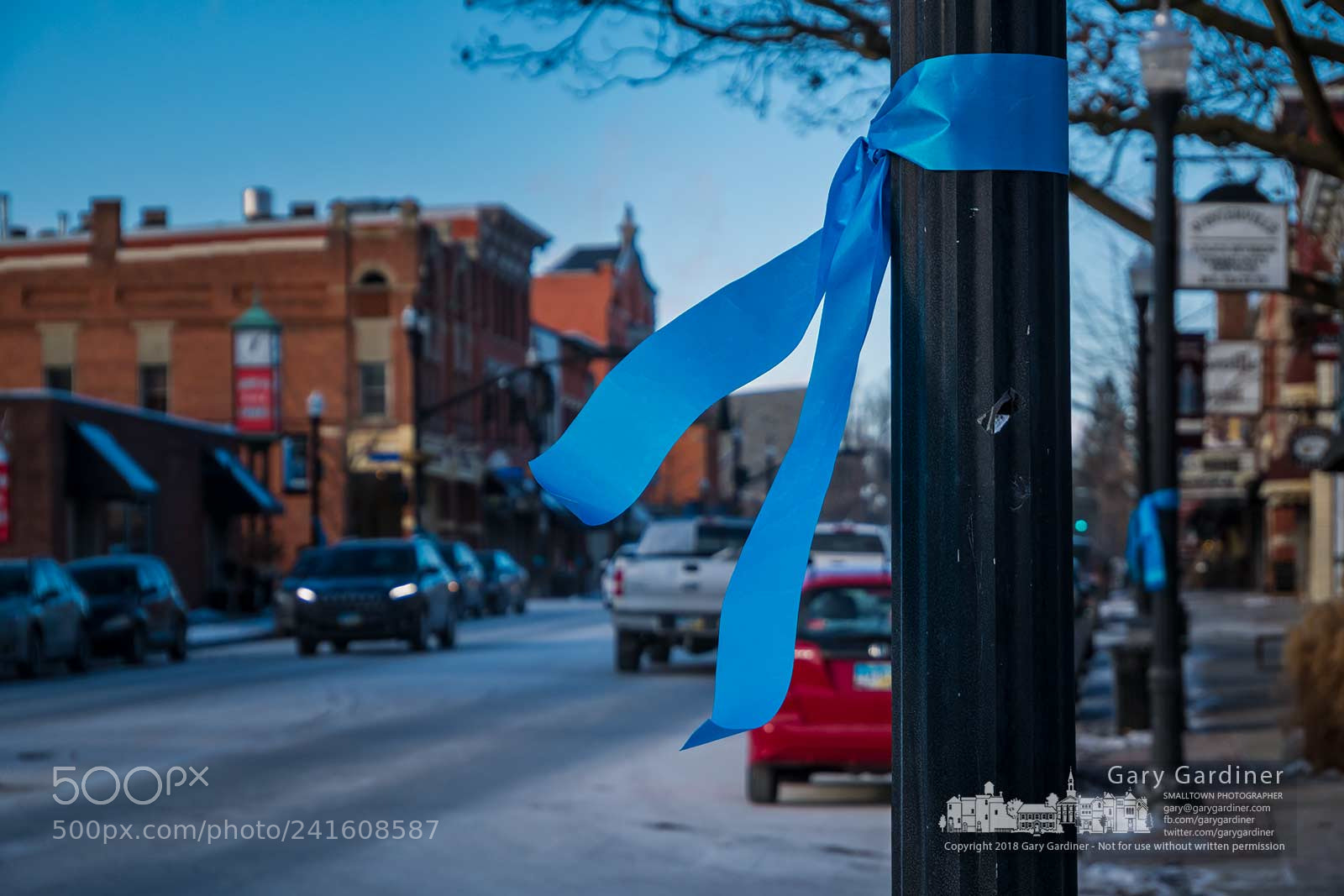 Panasonic Lumix DMC-G85 (Lumix DMC-G80) sample photo. Turning the town teal photography