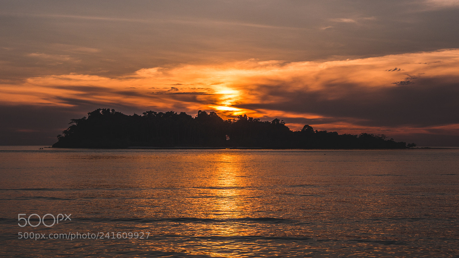 Olympus OM-D E-M10 II sample photo. Sunset on ko chang photography