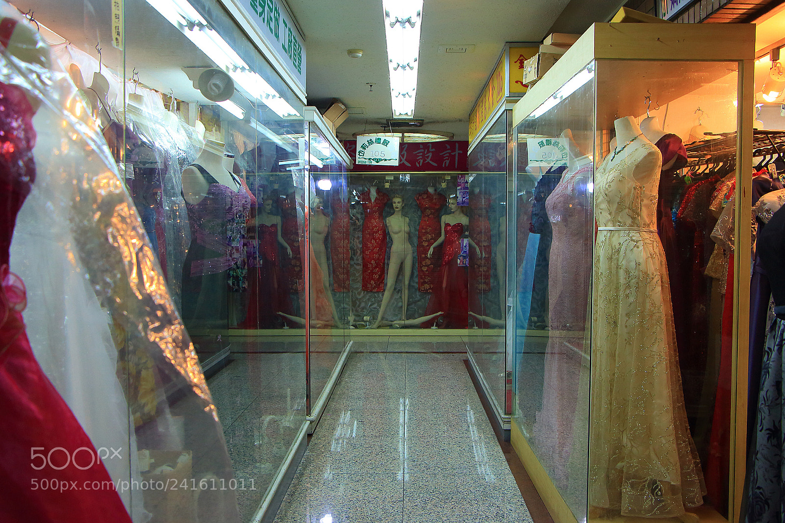 Canon EOS 650D (EOS Rebel T4i / EOS Kiss X6i) sample photo. #behind_faces photography