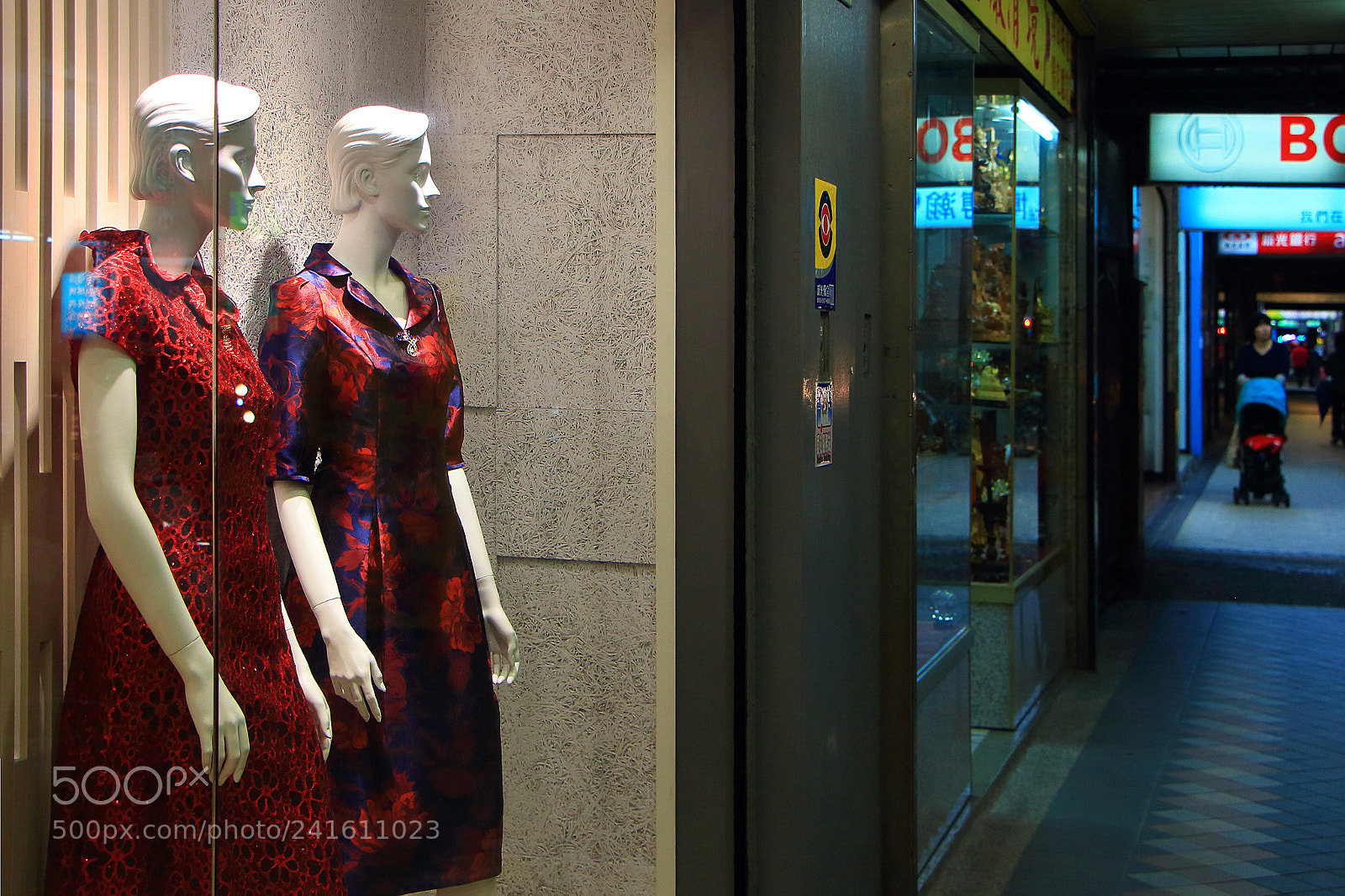 Canon EOS 650D (EOS Rebel T4i / EOS Kiss X6i) sample photo. #behind_faces photography
