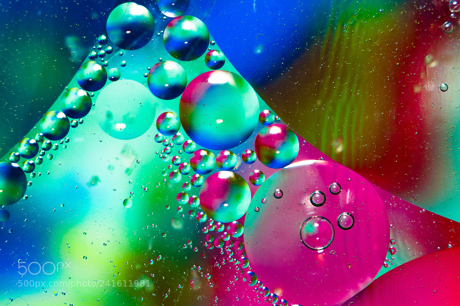 Canon EOS 500D (EOS Rebel T1i / EOS Kiss X3) sample photo. Oil and water photography