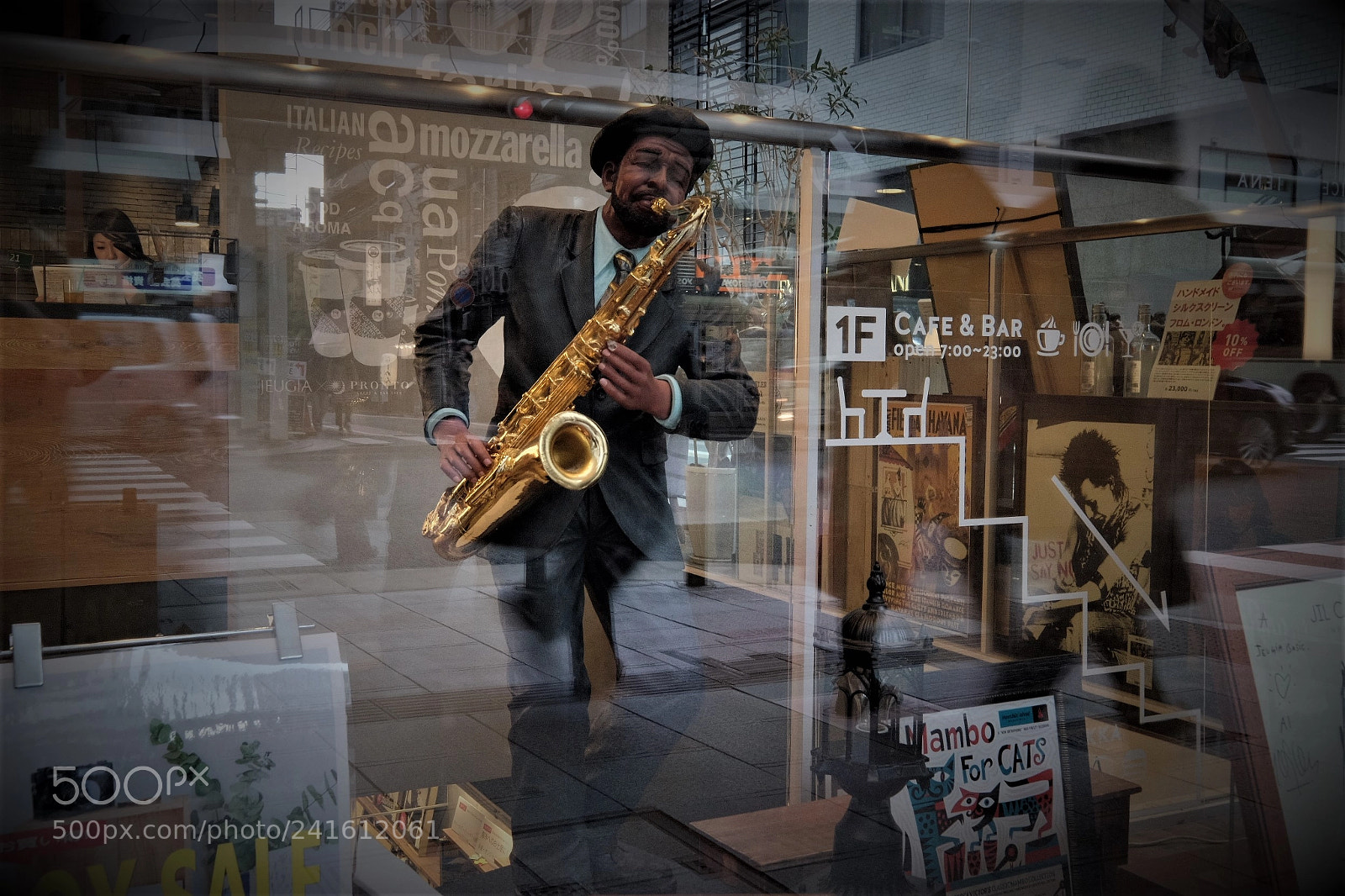 Fujifilm X-T10 sample photo. Eyecatching shop in a photography