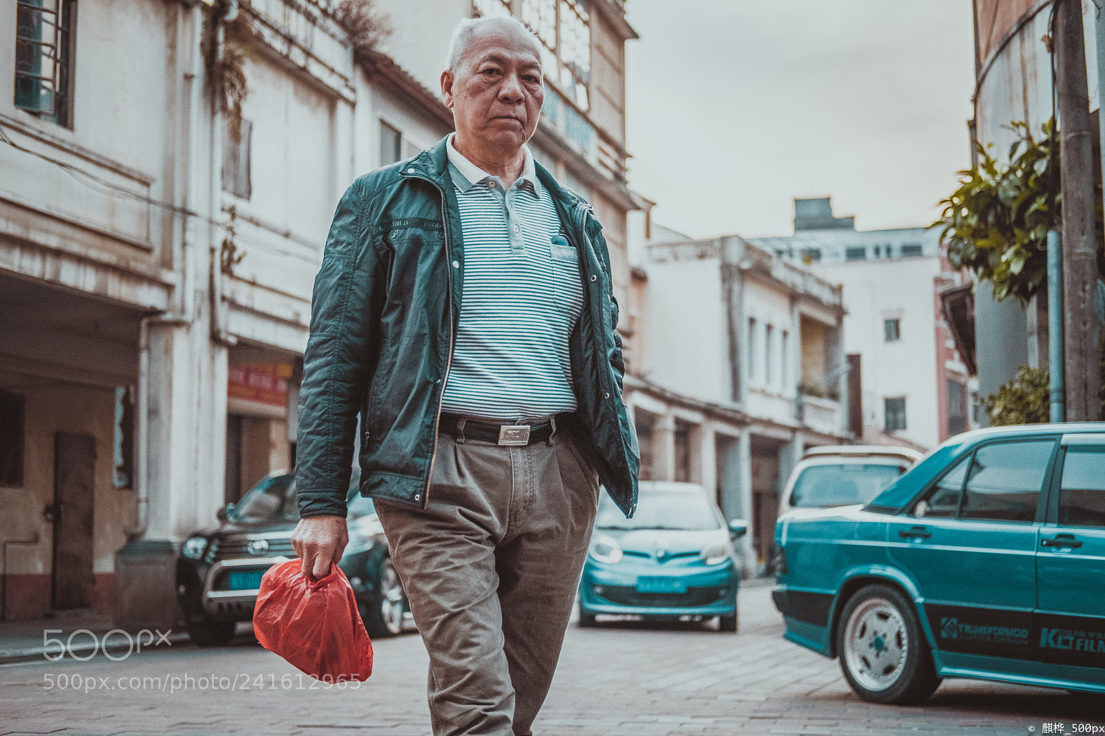 Fujifilm X-T2 sample photo. Mid age old street photography