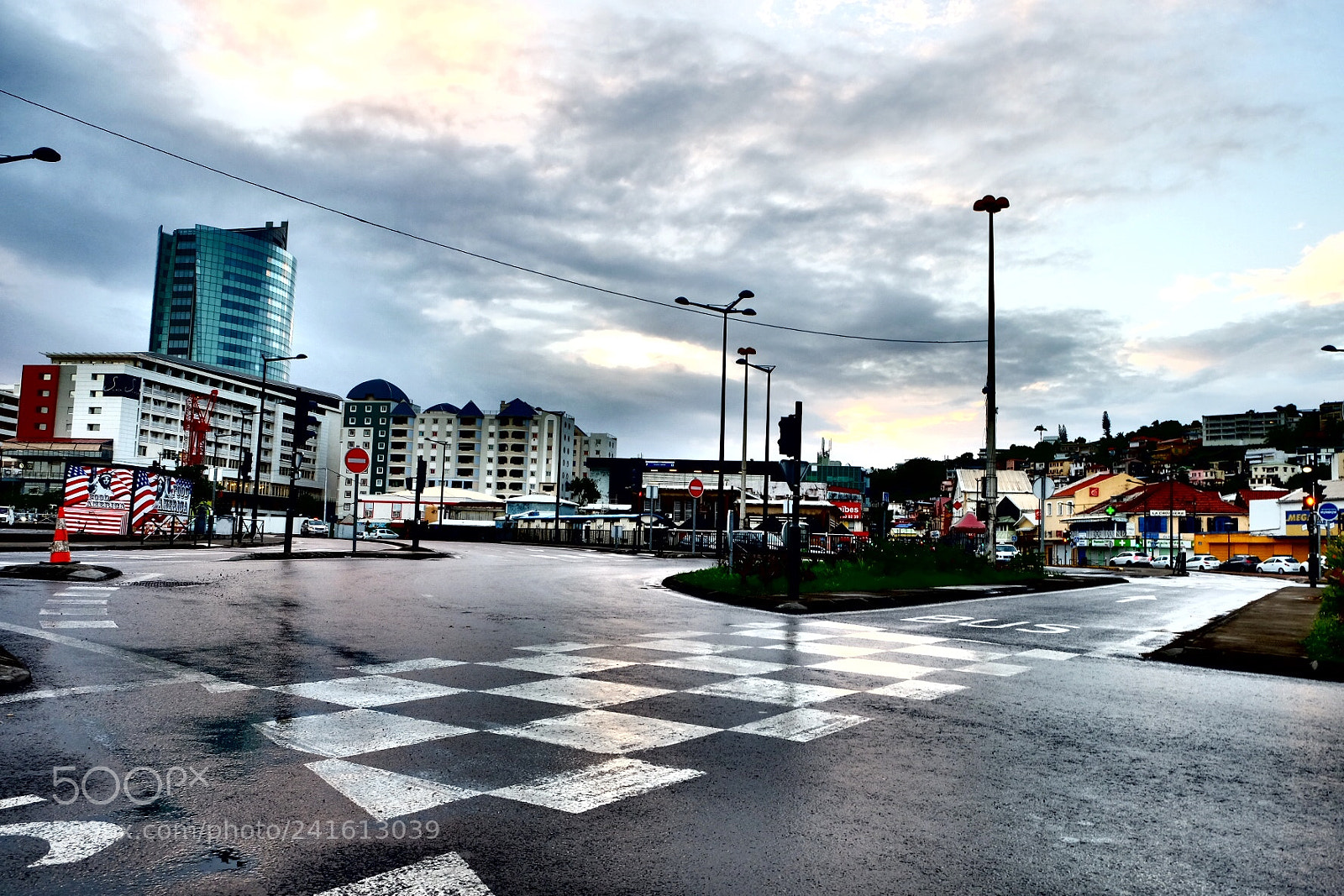 Fujifilm X-T10 sample photo. Centre ville photography