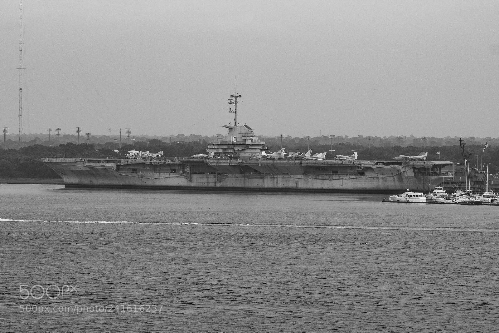 Canon EOS 550D (EOS Rebel T2i / EOS Kiss X4) sample photo. Navy museum photography