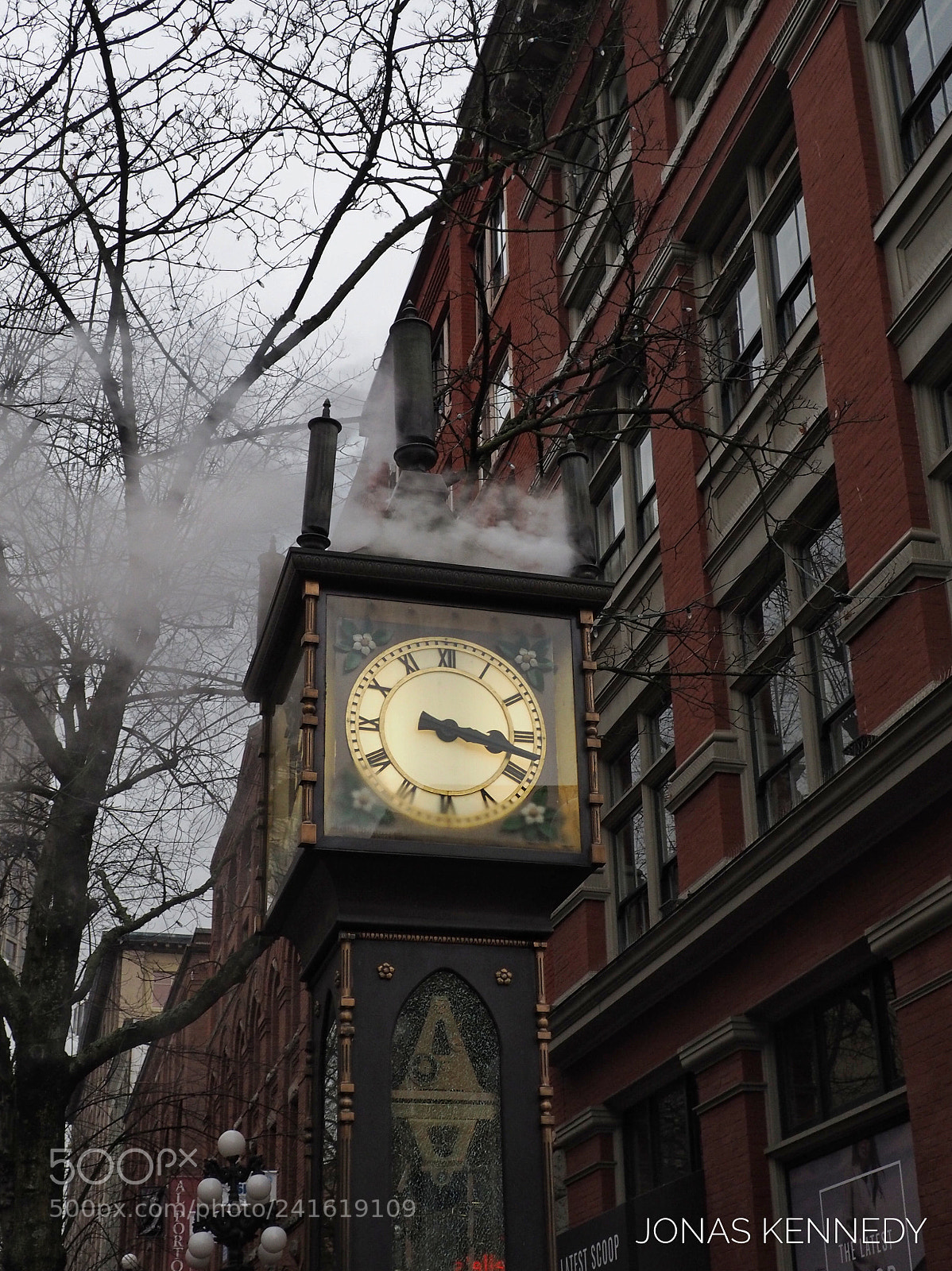 Olympus PEN E-PL8 sample photo. Gastown steam clock photography