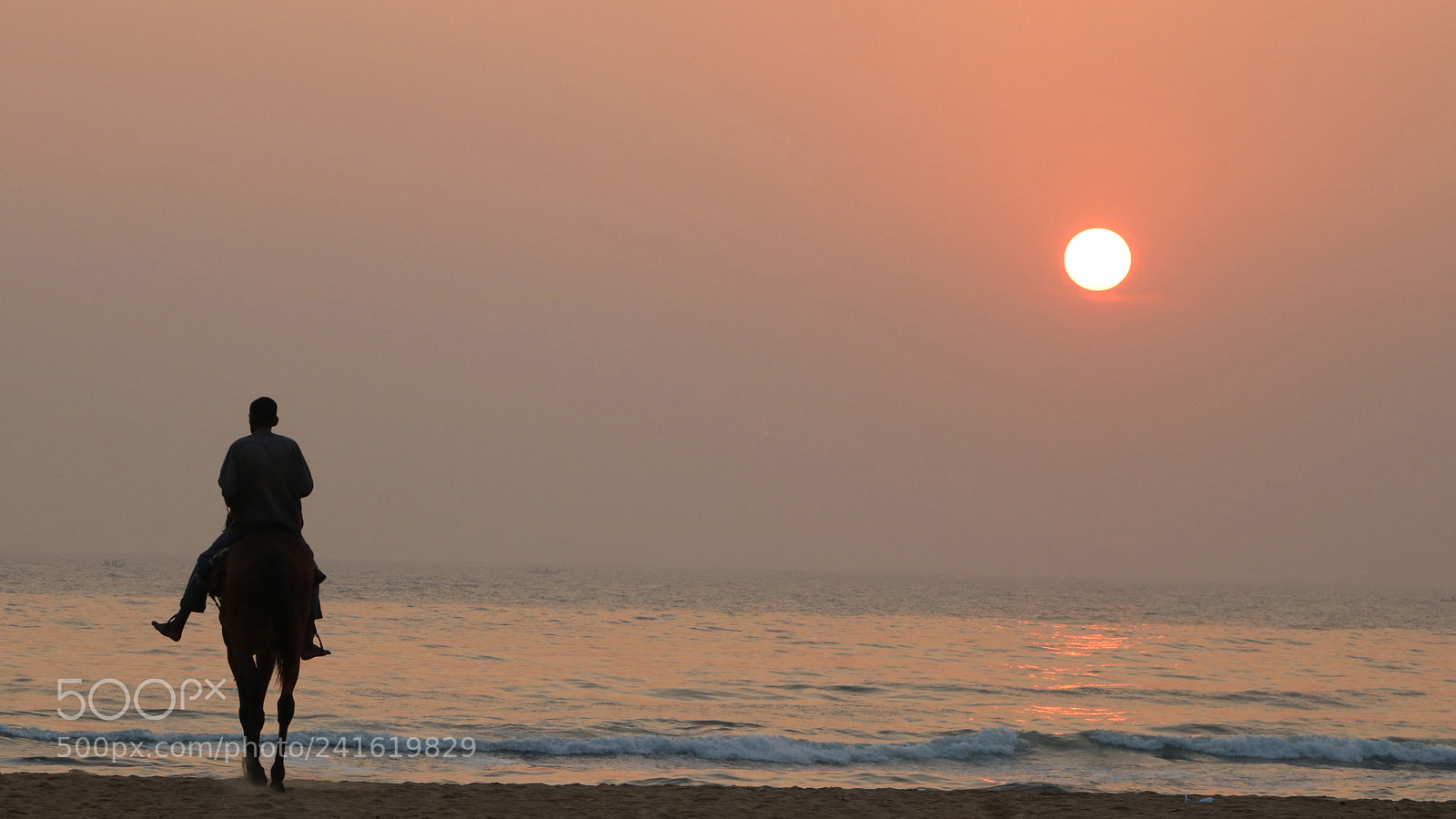 Canon EOS 750D (EOS Rebel T6i / EOS Kiss X8i) sample photo. Marina beach photography