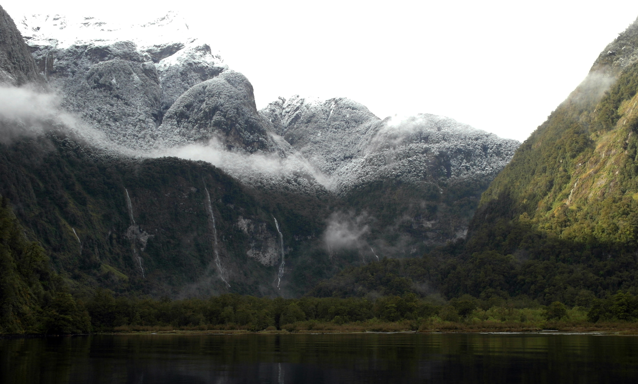 Samsung EX1 sample photo. Doubtful sound photography
