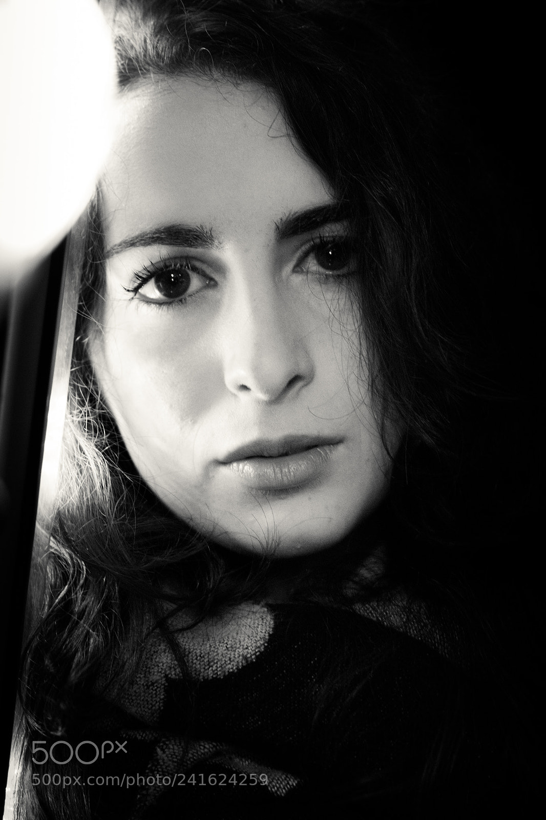 Canon EOS 650D (EOS Rebel T4i / EOS Kiss X6i) sample photo. Sara b&w photography