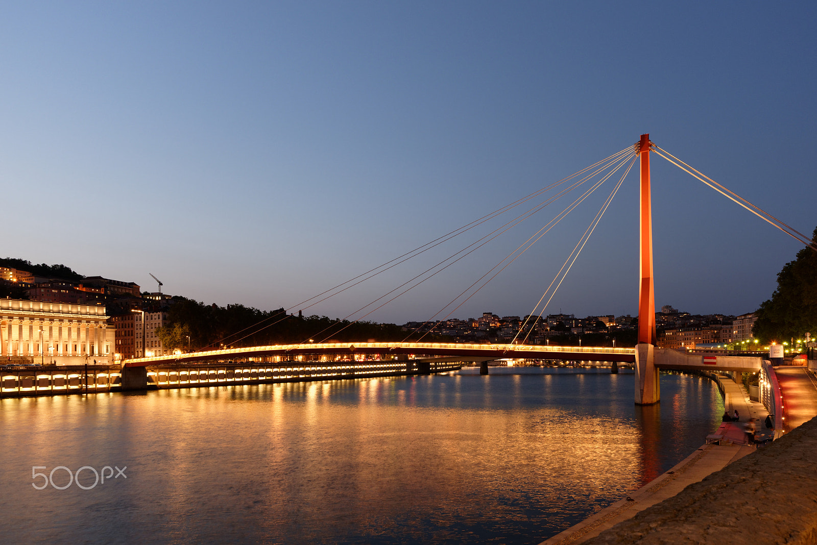 Nikon D810 + Tamron SP 24-70mm F2.8 Di VC USD sample photo. Lyon, saone, passarelle du palais de justice, blaue stunde photography