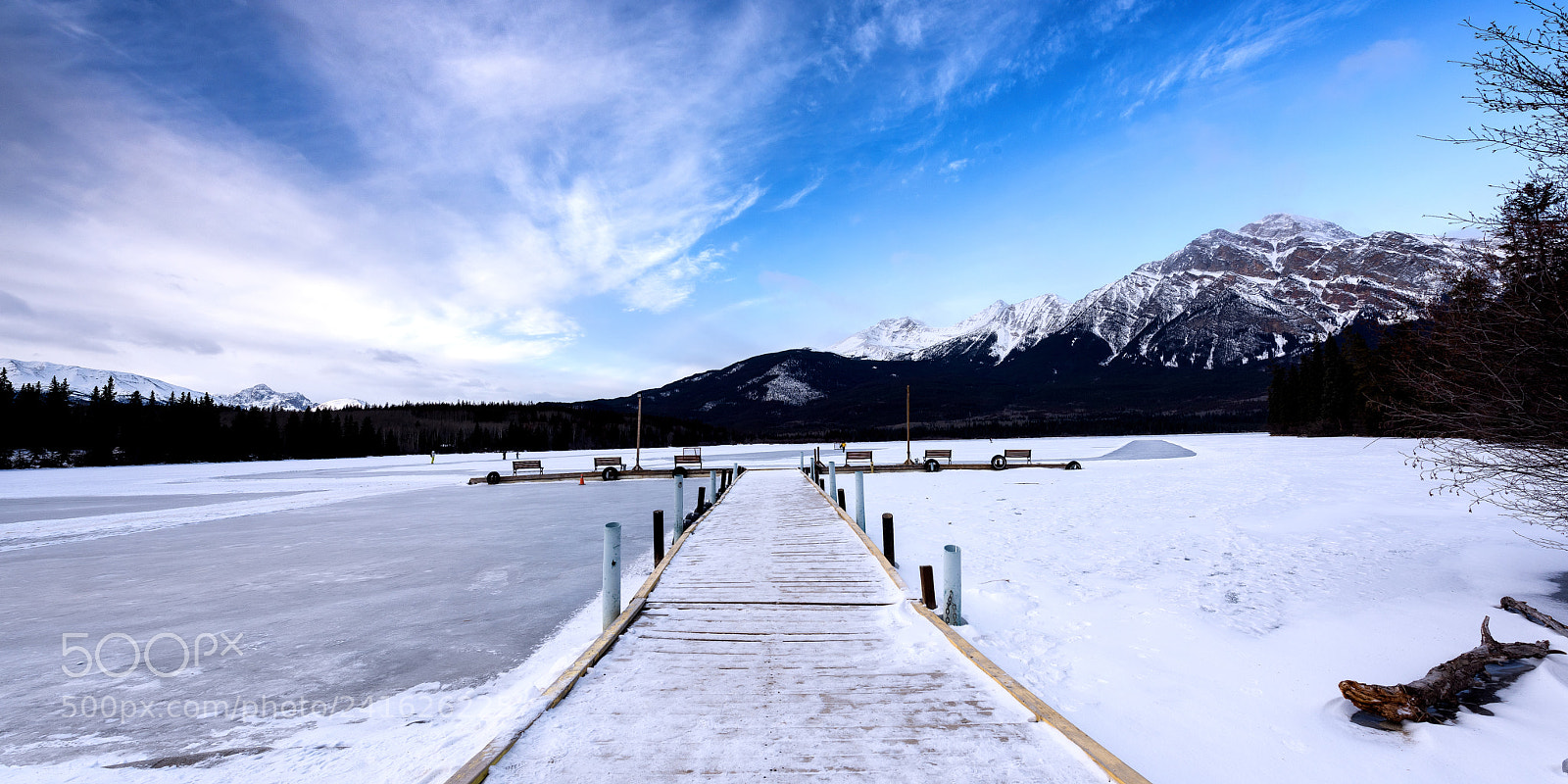 Nikon D810 sample photo. Ice skating pyramid lake photography
