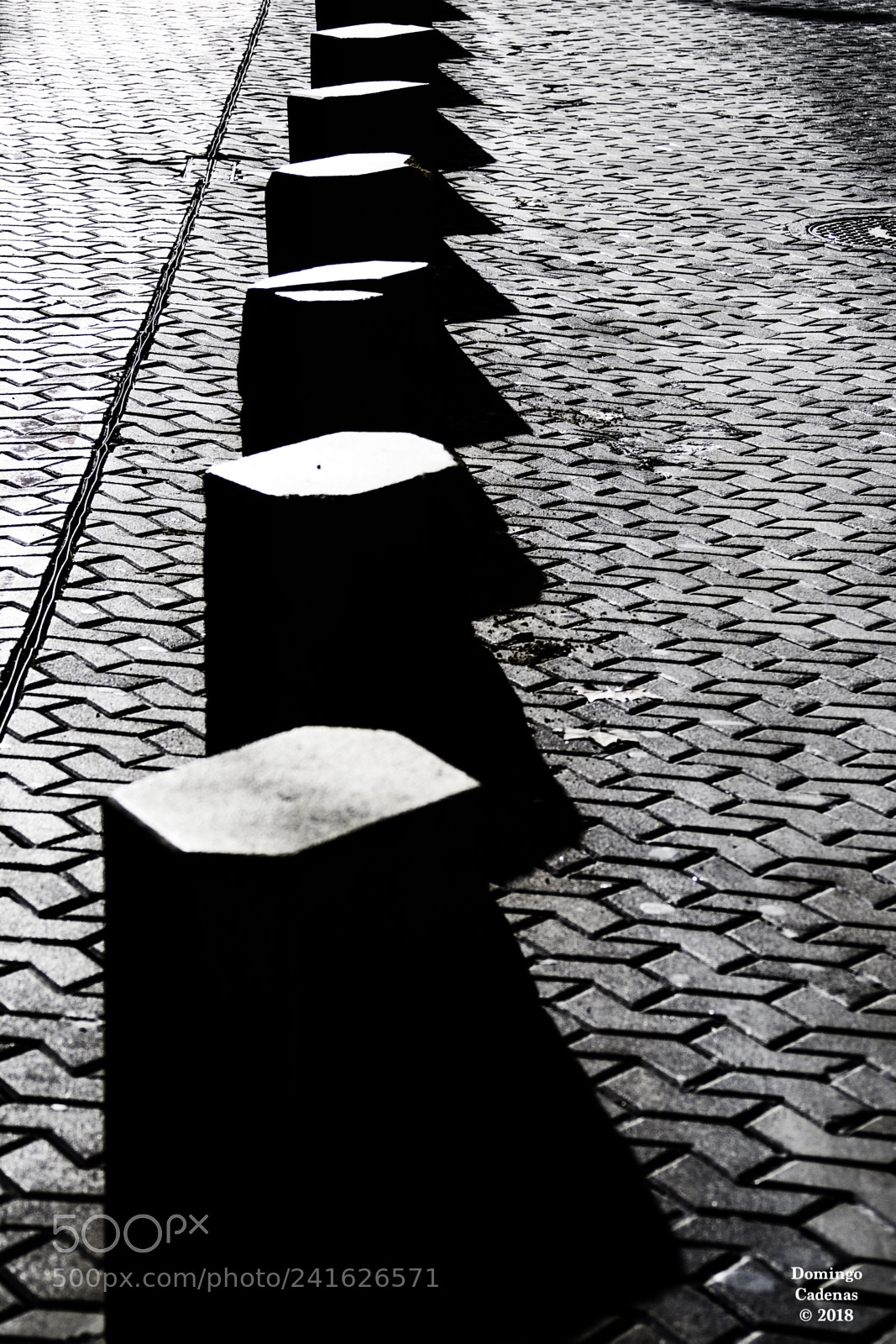 Olympus OM-D E-M10 II sample photo. Urban photography